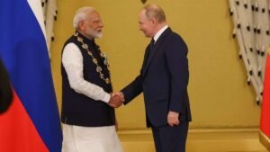 modi-gets-russian-civilian-award